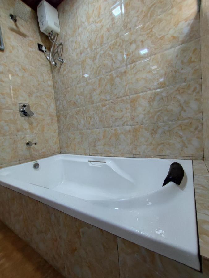 Hotel Starlit Navi Mumbai Luaran gambar